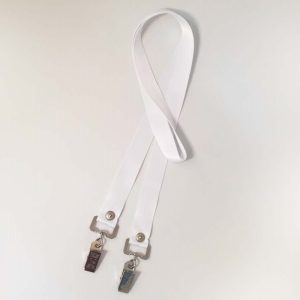 שרוך איכותי לצוואר בגוון לבן עם קליפס כפול